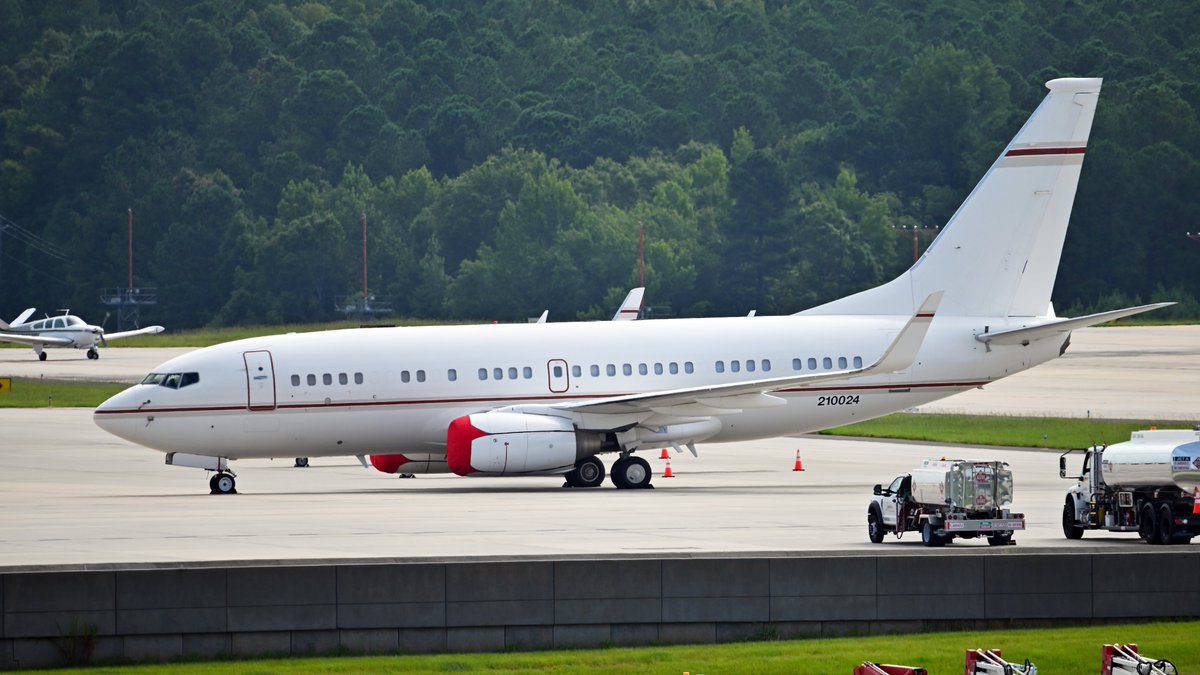 NighthawkCP's tweet photo. @Aviation_Intel I grabbed it at RDU this morning. Got it sitting on the ramp, crew prep and departure. Full high res set on my Flickr. https://t.co/eYcvzIqnO0 https://t.co/3HuwYNONxG