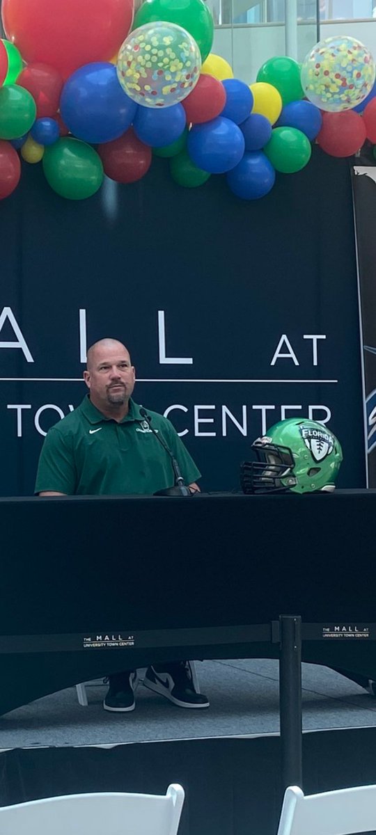 Being in certain programs in Sarasota County most kids aren't college ready physically, mentally or emotionally with that being said Omari Hayes is doing well at FAU!!! Thanks to this guy I know alot of parents make excuses but once you go Green it's the only color you'll love!!
