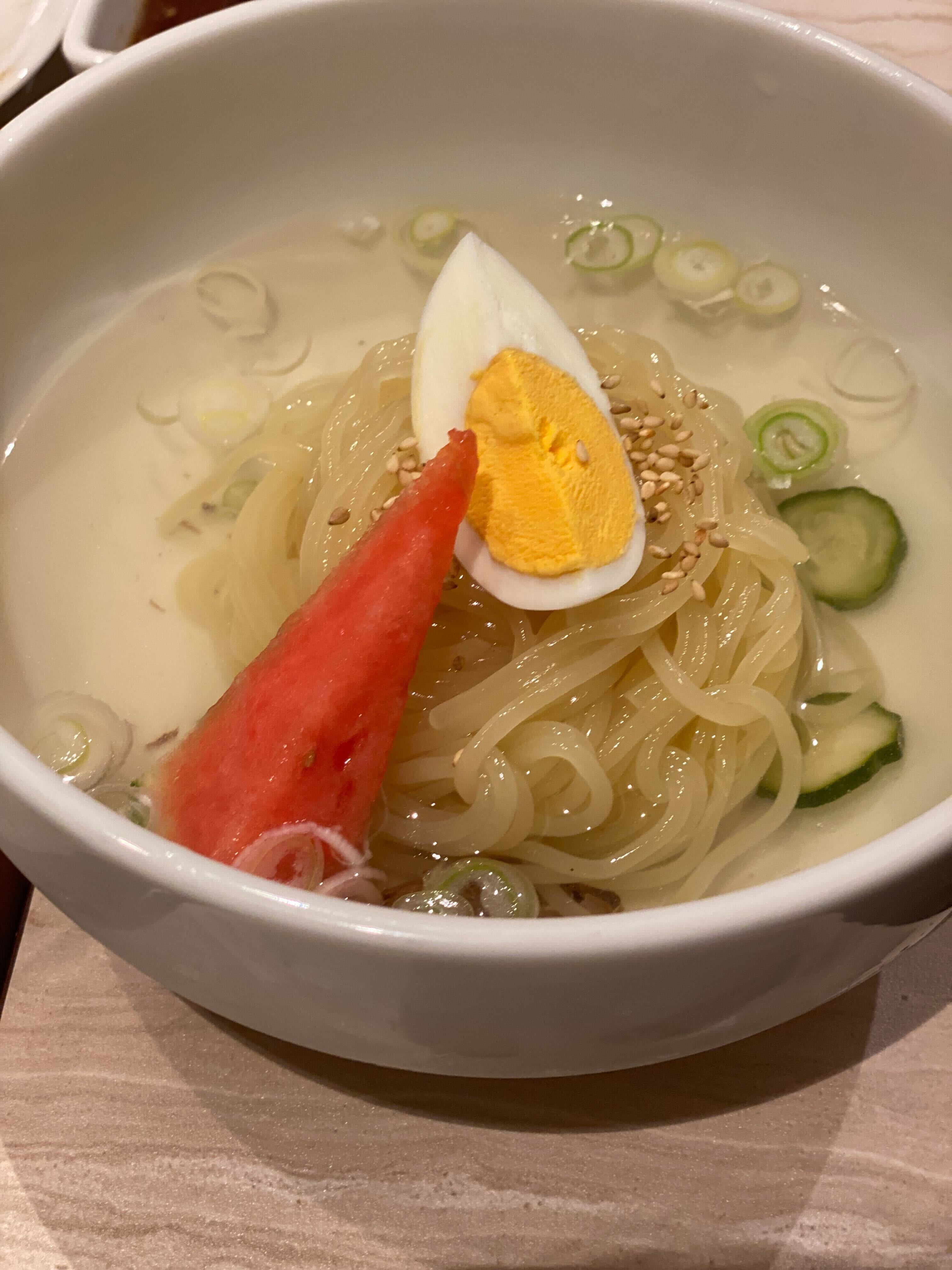 ｊリーグ 日本プロサッカーリーグ Pa Twitter 盛岡冷麺をいただきました 岩手名物のわんこそば じゃじゃ麺 冷麺を食べ 今日は秋田へ向かいます 岩手の皆さま ありがとうございました 今日のののさん 野々村チェアマン ｊリーグ T Co