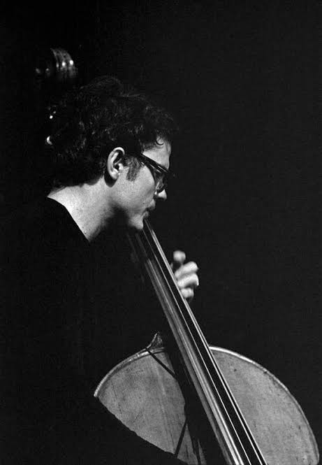 STLRnights's tweet photo. Charlie Haden was one of the greatest jazz bassists of all time, playing with everyone from Ornette Coleman to Carla Bley.
https://t.co/qXBALM8Pk8
#giantsofjazz https://t.co/iin56RVCX8