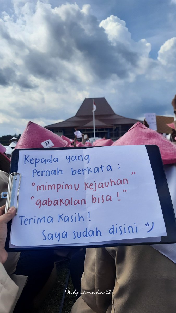 SvraVa's tweet photo. Cuma mau bilang terimakasih
.
.
#ugm22 #ppsmb2022 #ppsmbugm https://t.co/zjwNrOvwv4