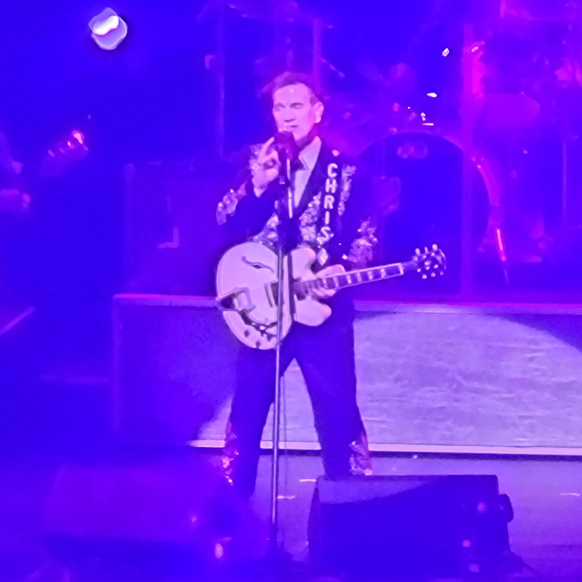Loving a night under the he starts with <a href="/ChrisIsaak/">Chris Isaak</a> <a href="/Wolf_Trap/">Wolf Trap</a>