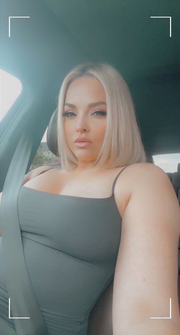 OnlyFans https://t.co/u3IOstn0SM https://t.co/IWLFEJ4BGd