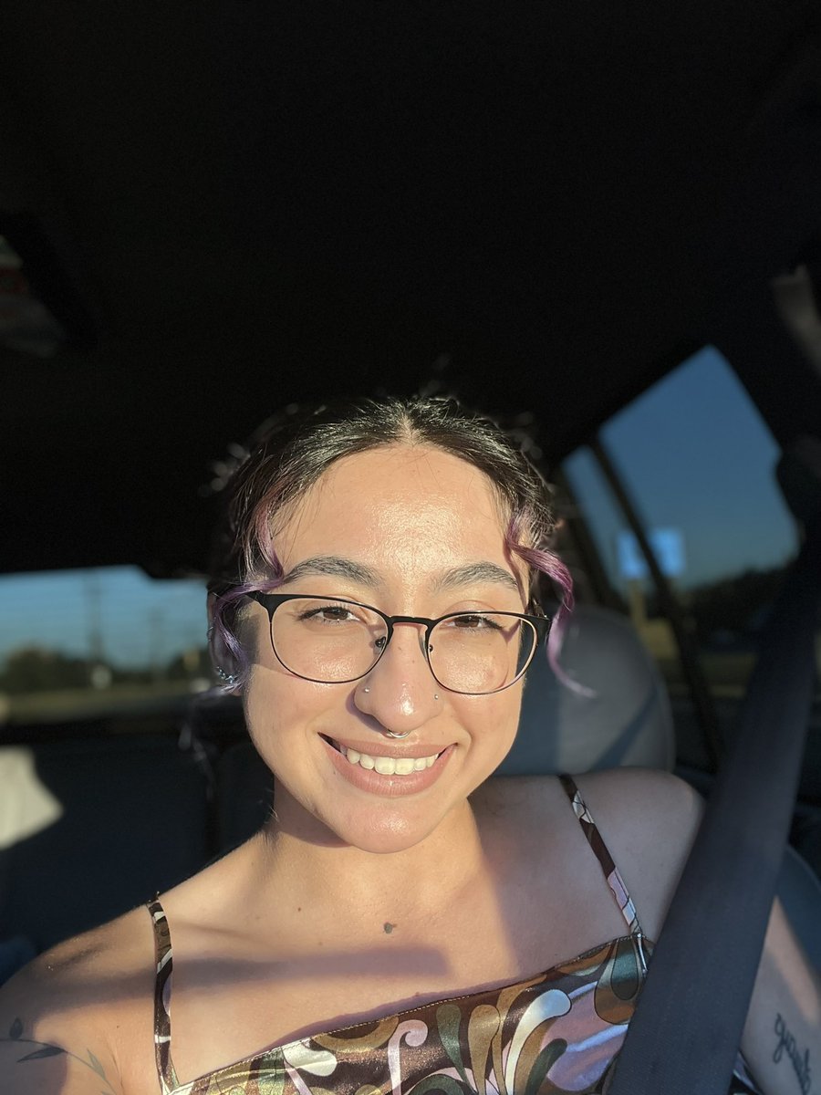 alexandra tweet media