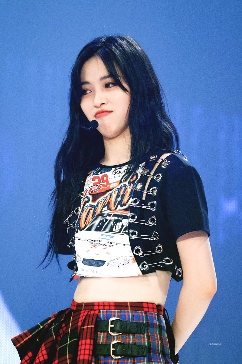 lentissimo417's tweet photo. 220806 #ITZY #류진 #RYUJIN https://t.co/XVk8S2NxV7