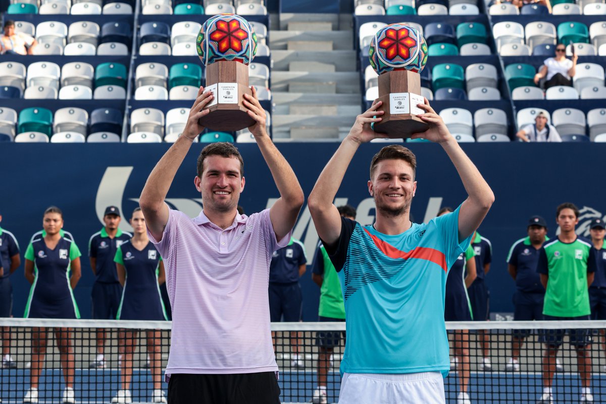 GeoffreyFdz's tweet photo. Felicidades a William Blumberg y Miomir Kecmanovic, campeones en dobles del #ATC2022!! https://t.co/AHH8Yj2Yg9