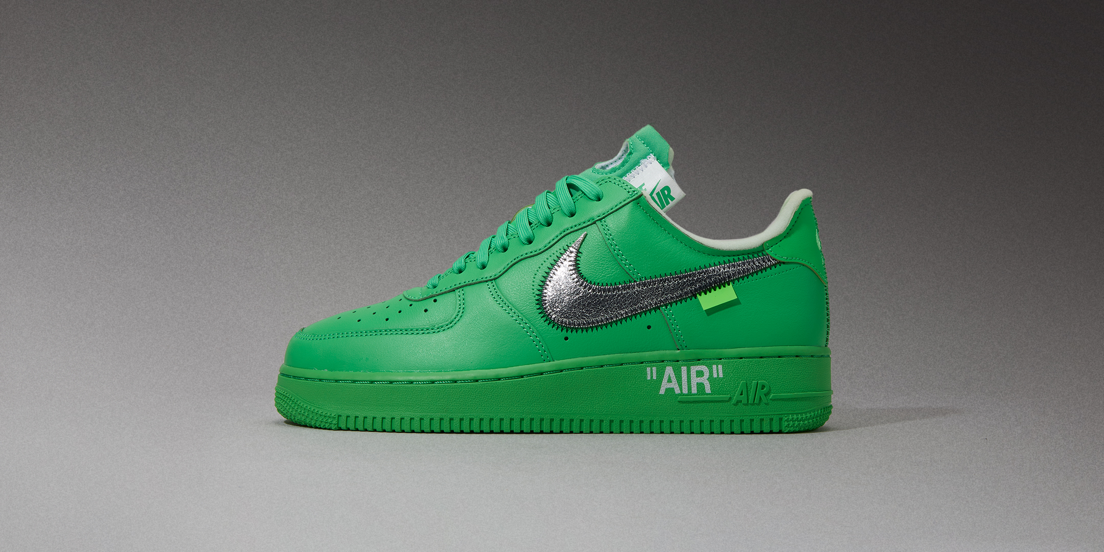 Flight Club on X: The Off-White x Air Force 1 Low 'Light Green Spark' was  first spotted on the feet of staff members at Virgil Abloh's Brooklyn  Museum exhibit. The stitch-on Swoosh