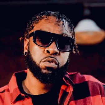 #NewProfilePic #HI 🤟🏾 #Rockstar