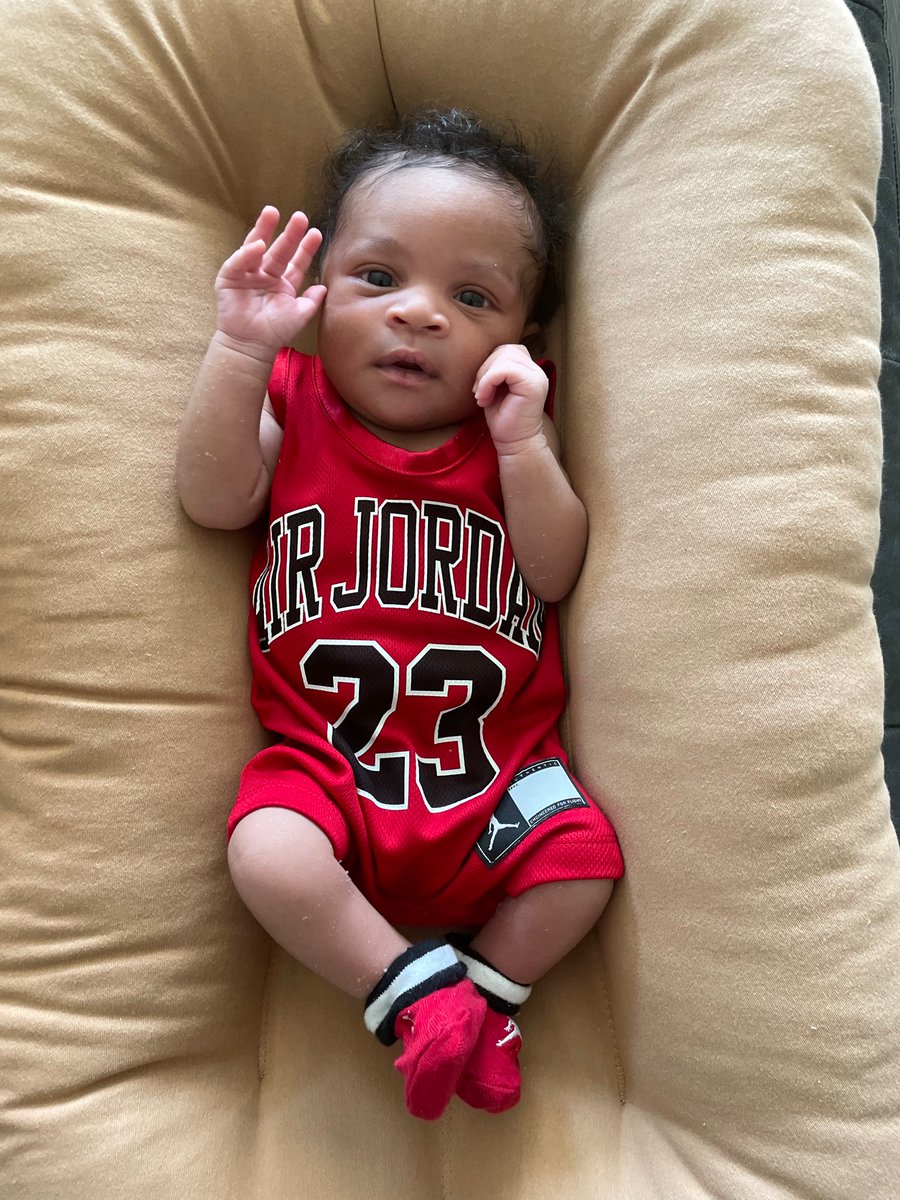 Alohaniqua's tweet photo. My pumpkin is about to be one month next week! Time flies so fast🥹♥️🖤 https://t.co/2oa4hGHEHk