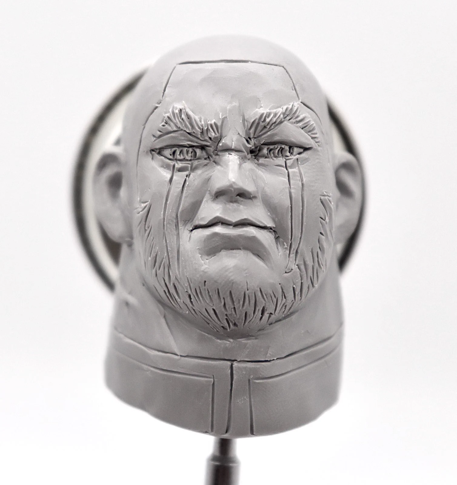 待ちきれずに自作！？ゴールデンカムイのリアルフィギュア！