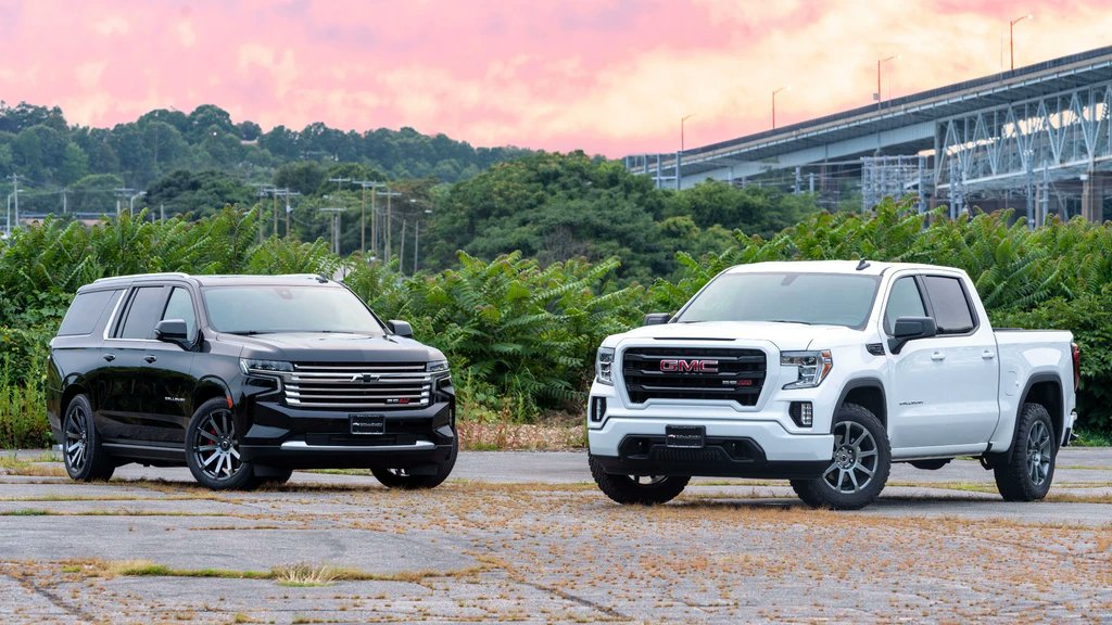 Autocosmos's tweet photo. Ahora podrás aumentar el poder de pickups y SUVs de @ChevroletMexico, @Cadillacmexico y @GMCmexico 👊 esto gracias a los paquetes de #CallawayCars que brindan potencia constante en los entornos más exigentes mientras mantienen una economía de combustible👉https://t.co/gutNsBleZ0 https://t.co/14yjdtNgoG
