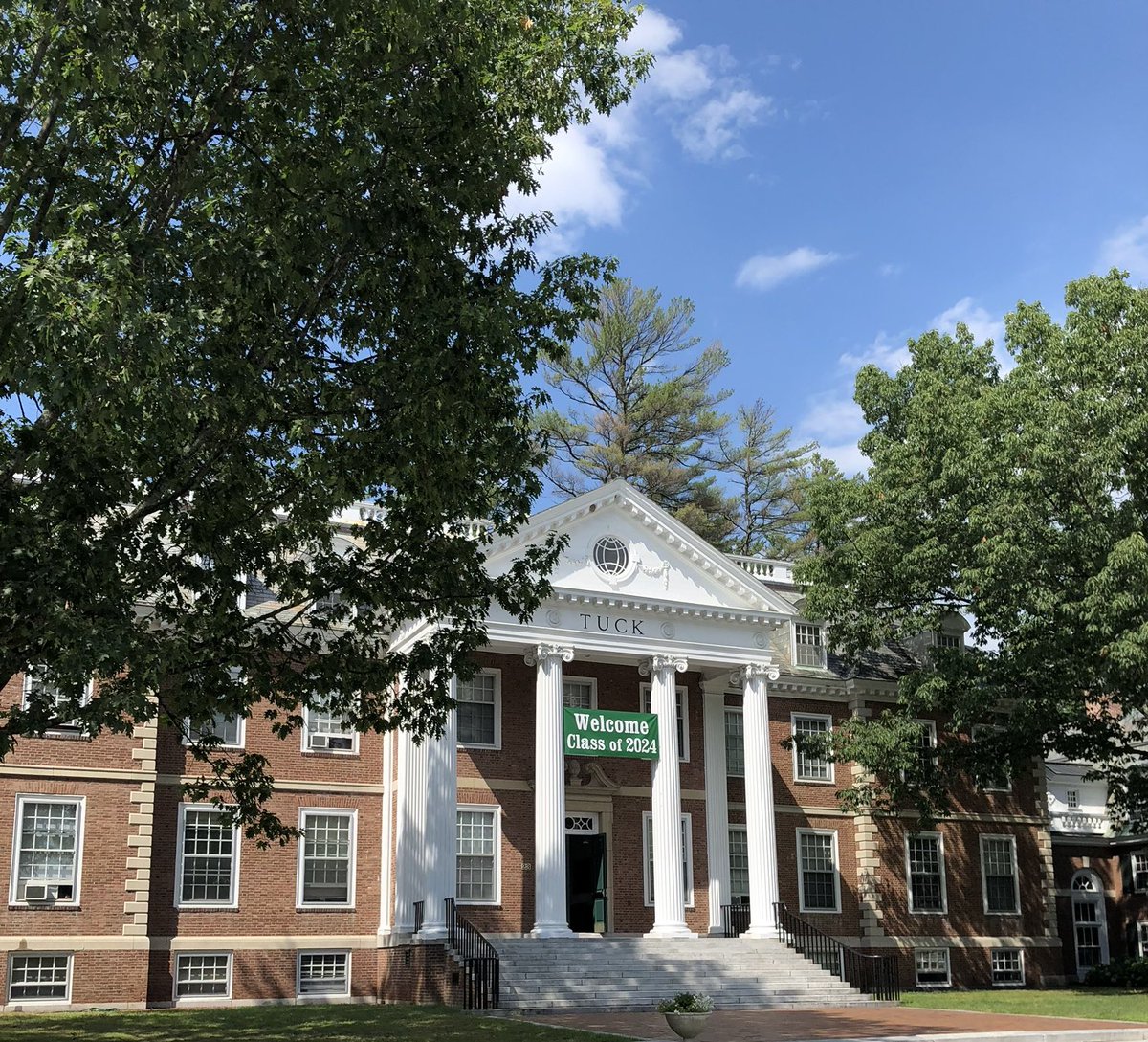 bobhessjr's tweet photo. Proud to mention that my son Christian is beginning his MBA  at Dartmouth this month.  Hard work, honesty and integrity do pay off!!!  Love u son. https://t.co/AdylAn77Wa