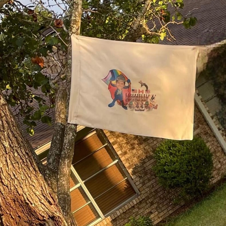 TNaturallysuper's tweet image. Our flag means “crazy inclusion and unconditional love.” 
Protecting innocence from tedium (with our squirrel army!) since 2018! 
#OurFlagMeansGISH #GISH @TaikaWaititi @OurFlagHBOMax