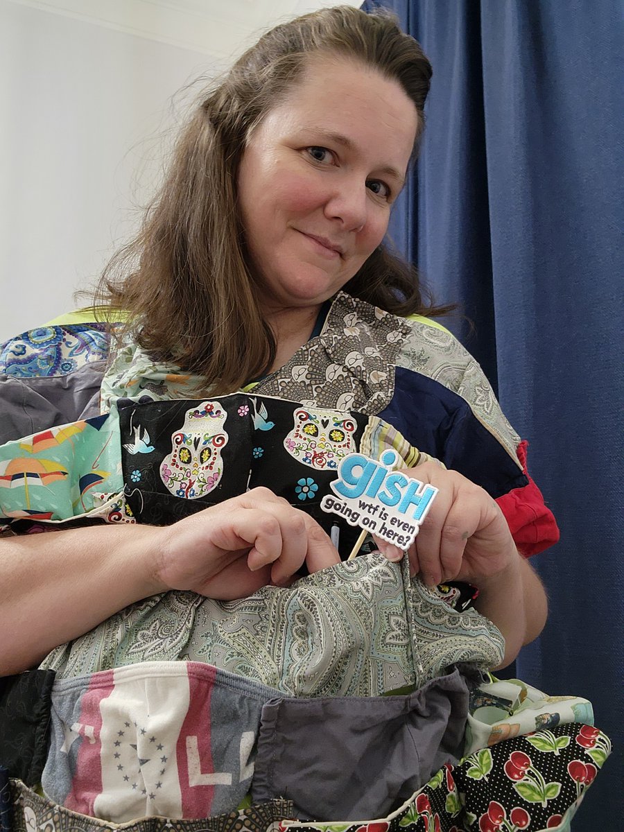OvertaxedO's tweet photo. Every pocket in our #GISH #POCKETPOCALYPSE shirt for #Item97 was created from an overabundance of hand sewn masks. We're still masking, we're just no longer using cloth masks. https://t.co/bLd5kvzPLr