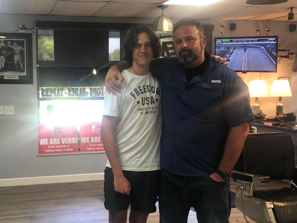 Thank you to my great friend Sean from 43rd Ave Barber Shop for supporting VBHS Football. Sean has been cutting my hair since I was 4 yoa &amp; a good mentor to me. #vbfootball