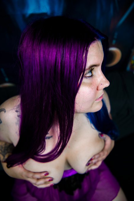 sneak peek from today's session.. 😜will be posting more on #Onlyfans tomorrow.. subscribe to see a spicy<a href="/tag/onlyfans"class="tags"><span>#onlyfans</span></a><a href="/tag/onlyfansbabe"class="tags"><span>#onlyfansbabe</span></a><a href="/tag/sellingcontent"class="tags"><span>#sellingcontent</span></a><a href="/tag/spic"class="tags"><span>#spic</span></a>