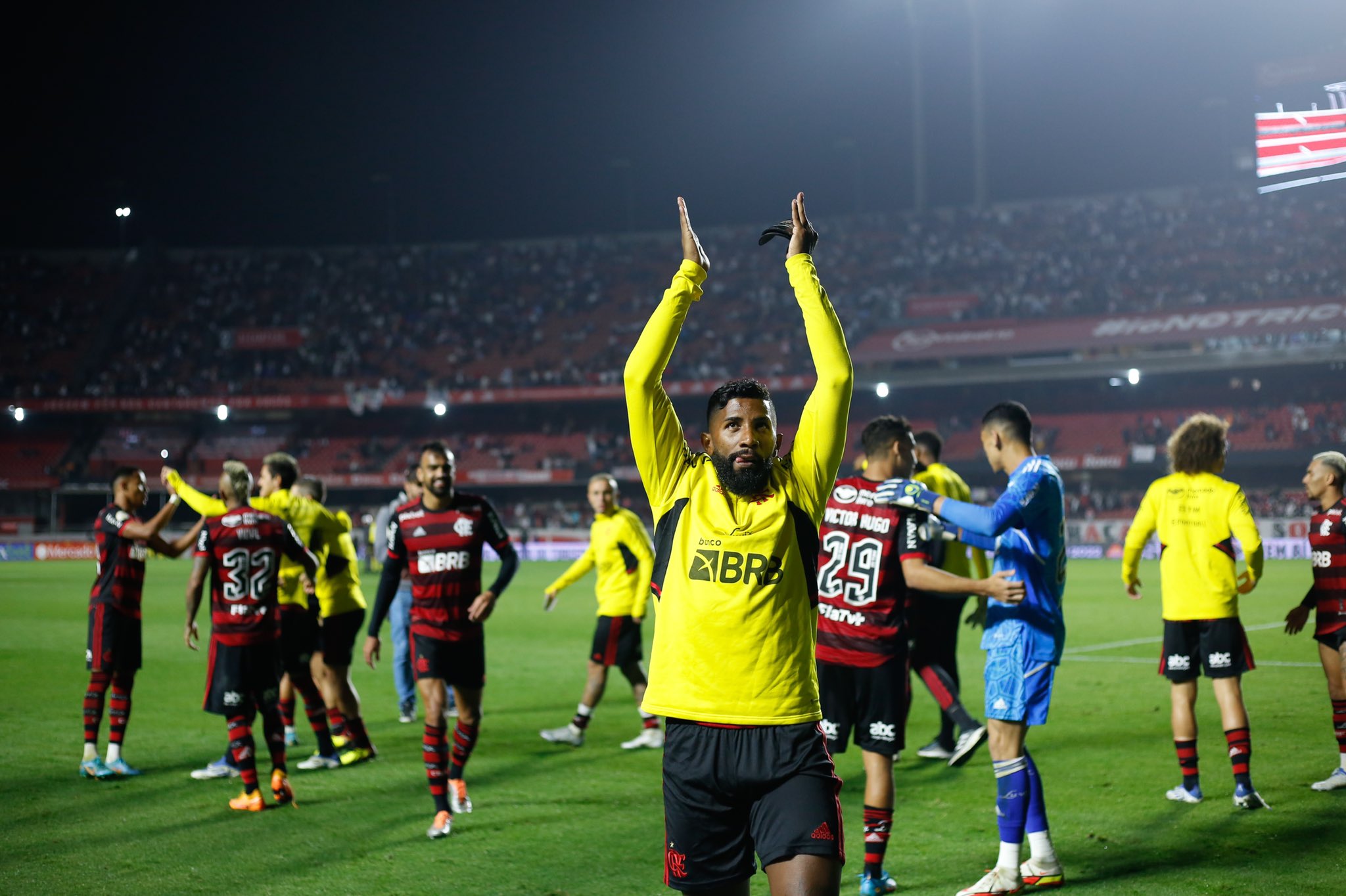 Não assistiu ao jogo? Leia aqui o resumo e ficha técnica da partida entre SPFC e Flamengo pelo Campeonato Brasileiro