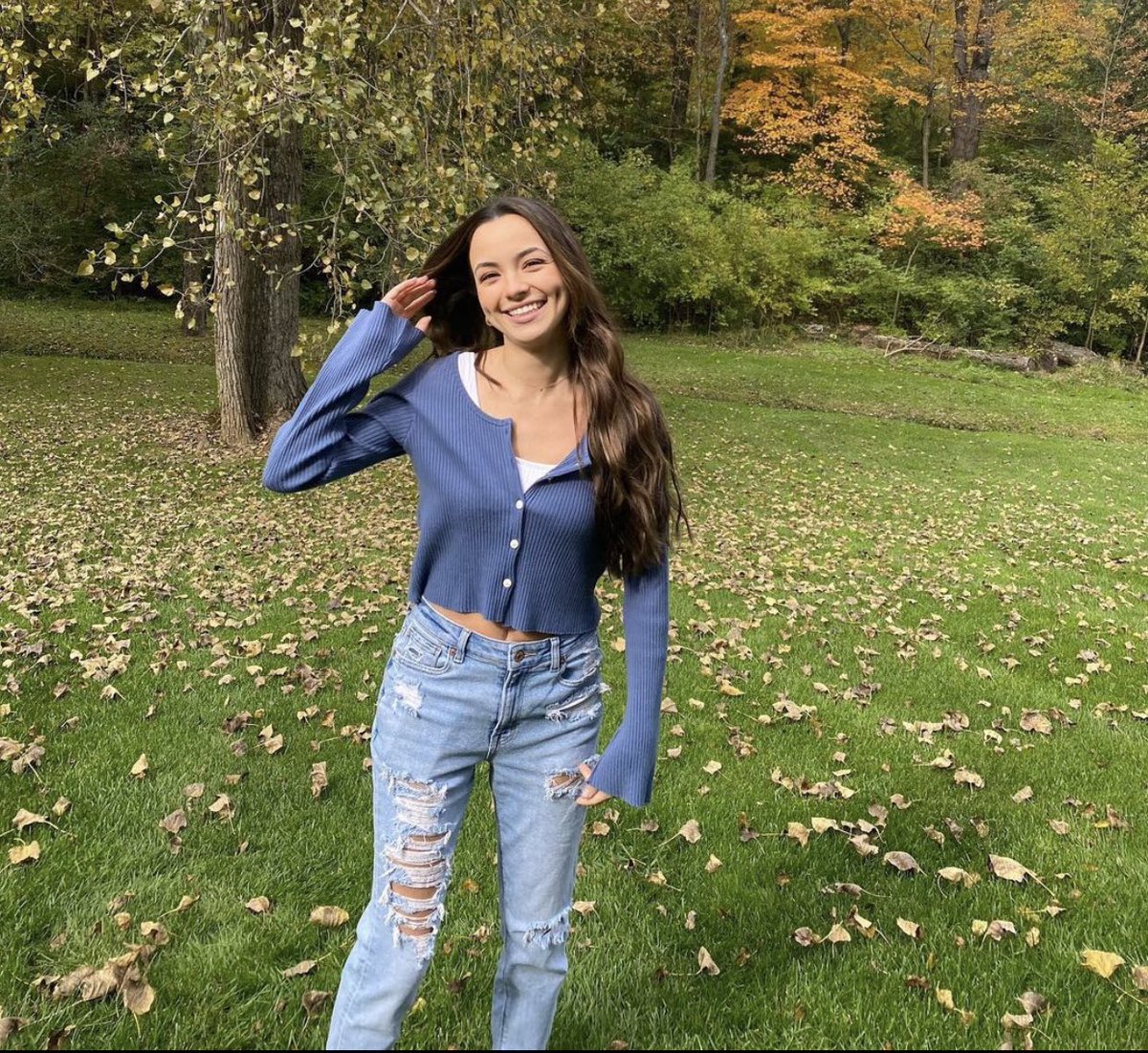 merrelltwinniez's tweet photo. Happy birthday to these 2 beautiful girls!!!! I hope both of u had an amazing day!! So glad i can say i’m part of the Twinner Fam 🥰💗💜 https://t.co/CjzqMmTVS5