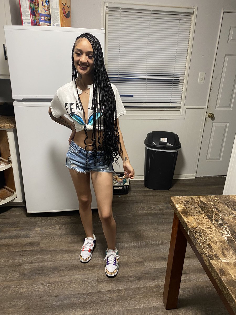 Ari✨ tweet media