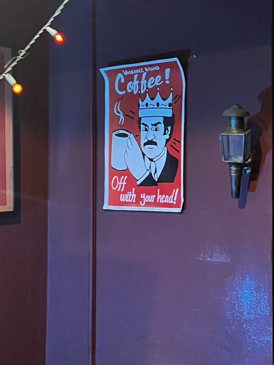 YourManTrolo's tweet photo. @PFTompkins I’m here. Where are you? @LargoLosAngeles https://t.co/V00pMqbabr