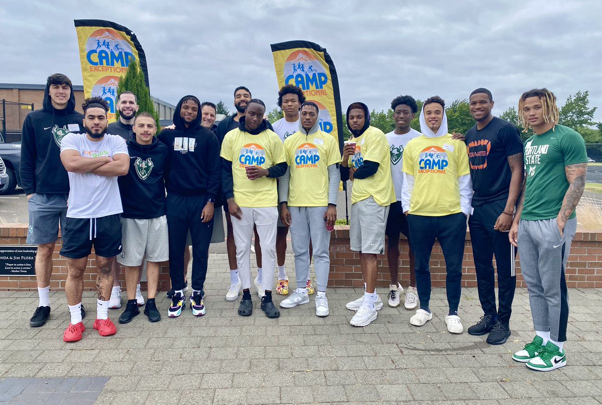 Anna_Canzano's tweet photo. All the caring athletes who gave their time to @BFTFoundation kids at Camp Exceptional a few weeks ago!

@psuviksFB @psuviksWBB @psuviksMBB 

💪🏽❤️ https://t.co/wqO9jY0jok