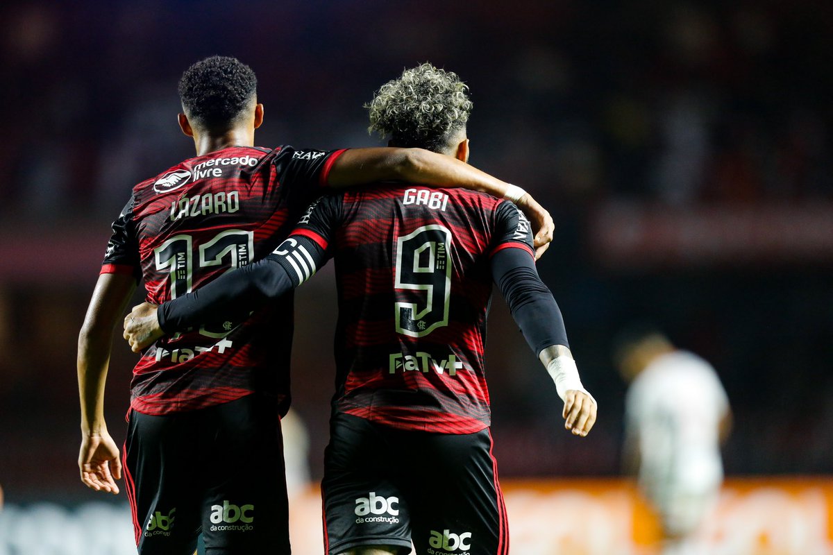 Flamengo's tweet photo. Pode mais um boa noite? 

📸 @gilvandesouza9 / CRF https://t.co/tiRc2Wvy4R