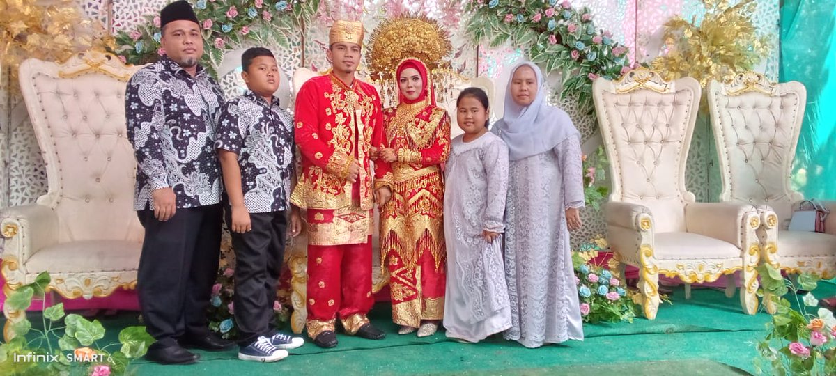 ArifRomadoni's tweet photo. Resepsi Pernikahan Ismail Rizky Hasibuan, S.Pd dan Ranilia Savitri, S.Pd pada Rabu, 27 Juli 2022 Pukul 09.00 wib di Dusun 5 Suka Bangsa, Desa Simpang Marbau, Kec. Na IX-X - Kab. Labuhanbatu Utara https://t.co/MhDomQfAYi