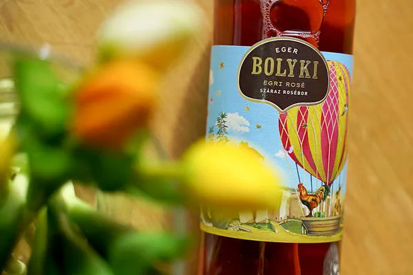Wine of the Week: Bolyki Egri Rosé 2021
Less sweetness and more content are apt to describe this refreshing rosé. There is more extraction here than in a light rosé, but it works well in this balanced, fully dry wine, the perfect choice for warm summer evenings.