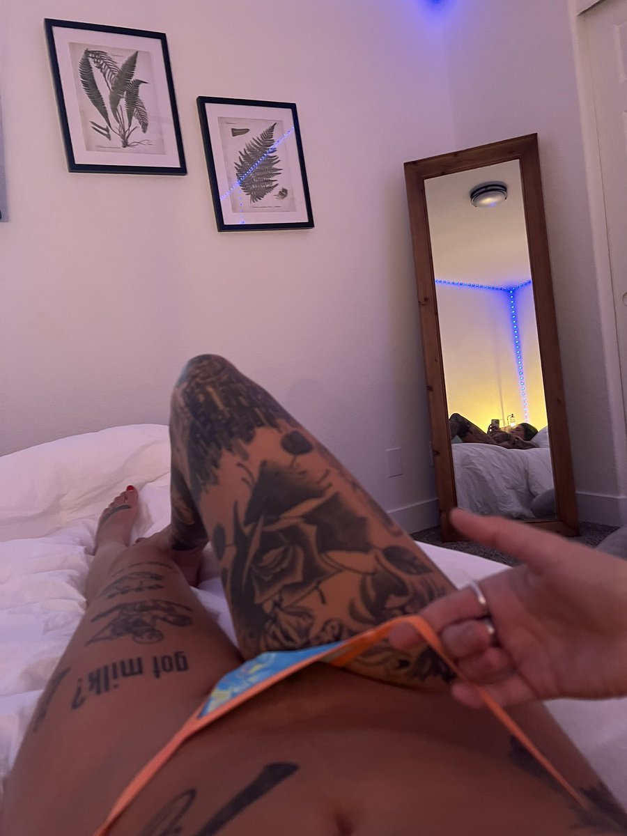 thirsttrip's tweet photo. Wanna play? 💦 https://t.co/HjvxzhnBG7