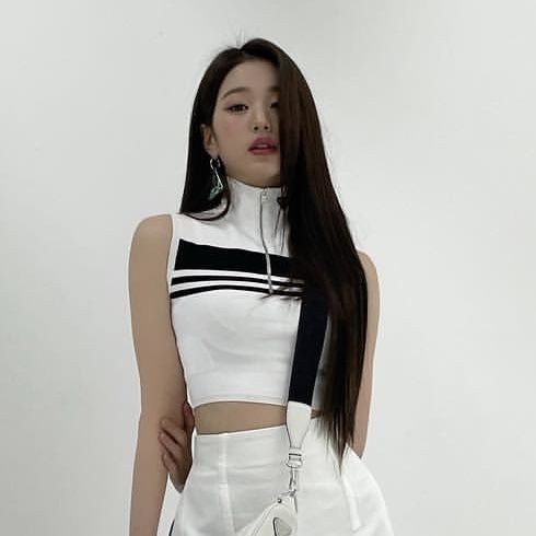 04OFDJWG's tweet photo. ͏͏͏͏͏͏
͏͏͏͏͏͏          ͏͏͏͏͏͏
    ✦ ⎯⎯⎯⎯   new sns update! 
    ⌕  080722 ✦  ⌮ 4:29 pm
      
     ❛  I believe we haven't met, 
        you are? ❜

͏͏͏͏͏͏ https://t.co/v6cGsiacQq