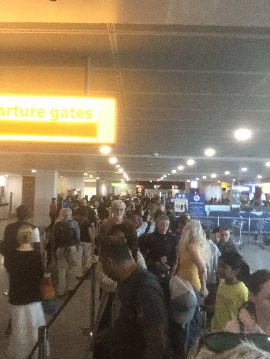 MrDarcey tweet media