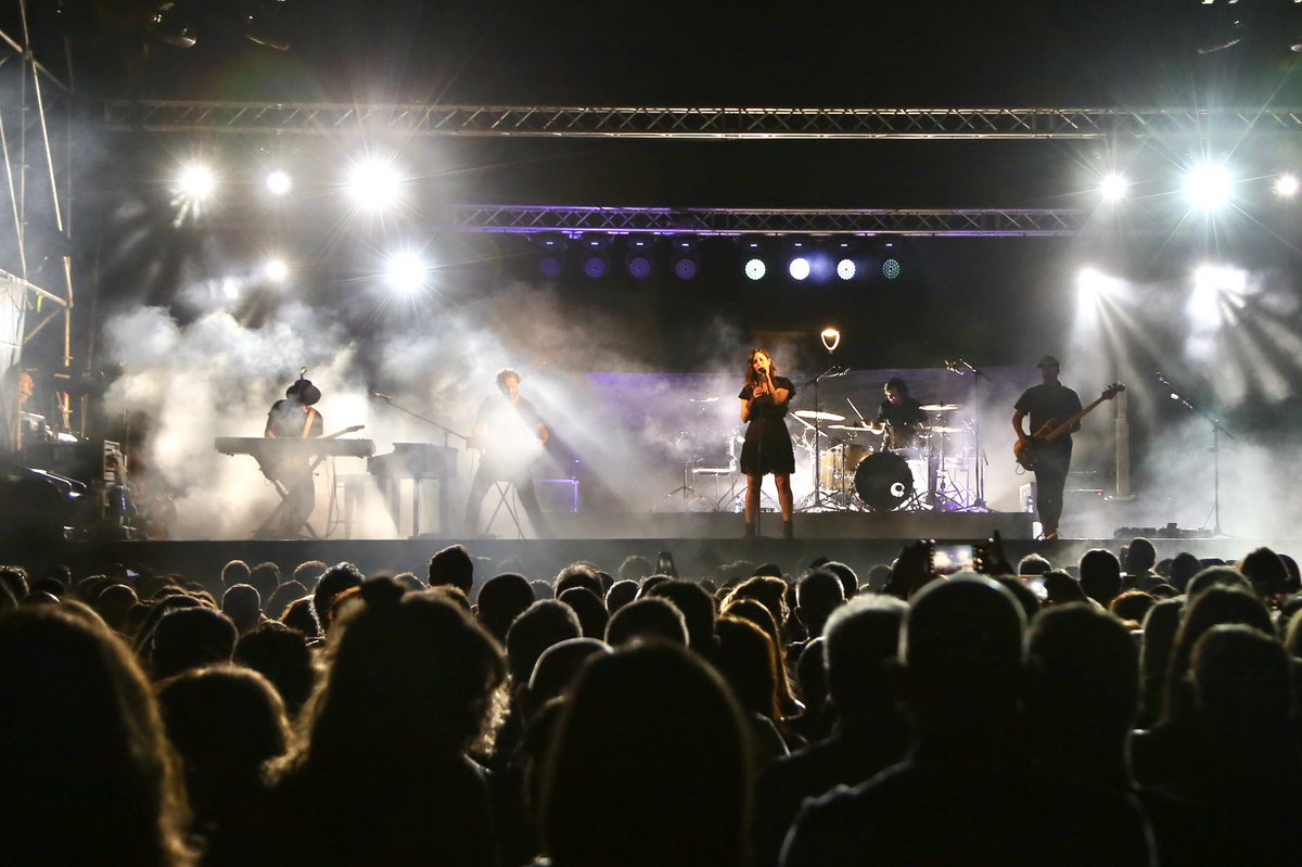 #AlcalálaReal
Concierto <a href="/laorejadevgogh/">La Oreja de Van Gogh</a> 

#FestivslesdeAgosto