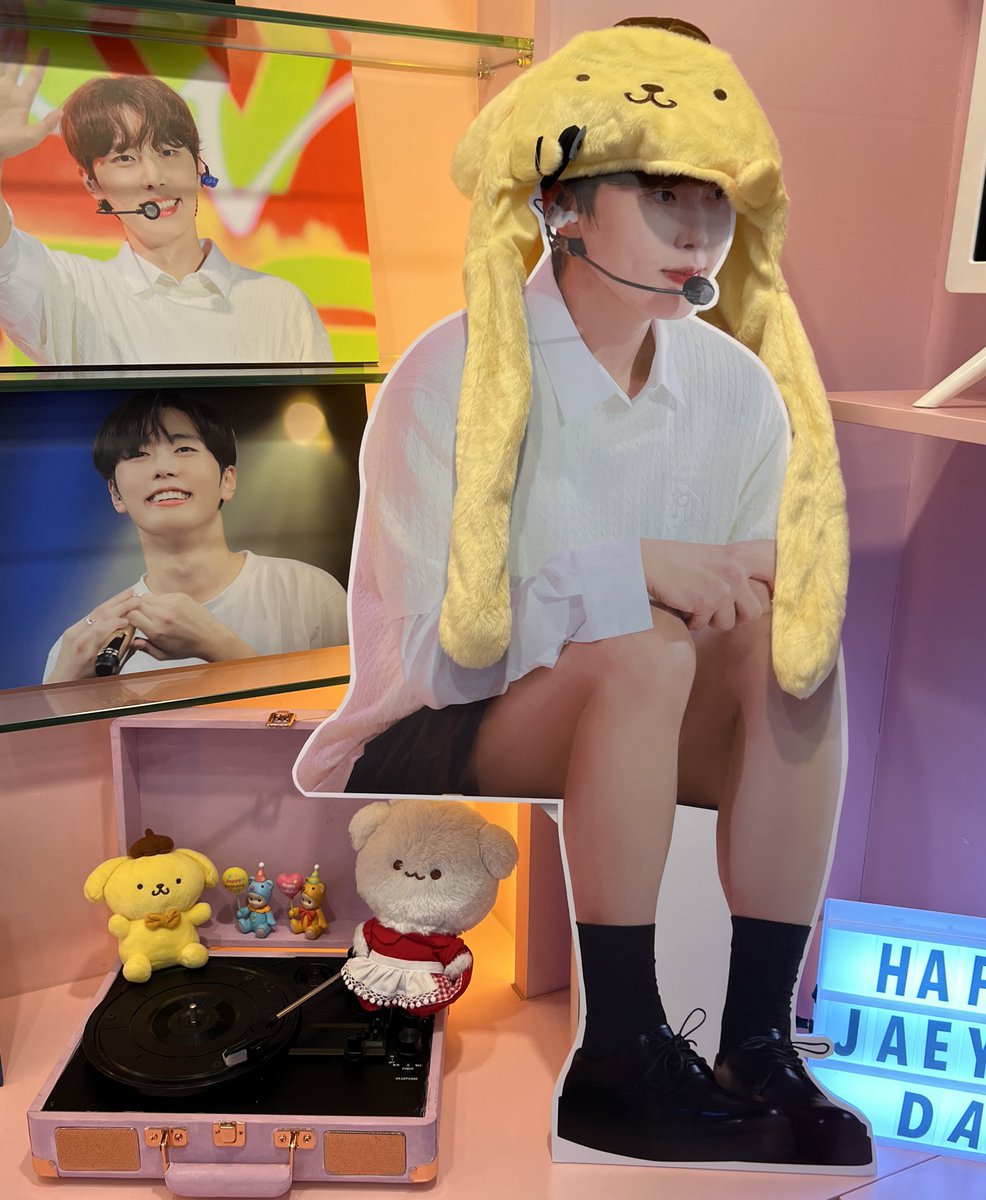 재윤 생일 축하행🫶🏻🫶🏻🫶🏻

#the_moment_summer_begins
#재윤이의_여름이_시작되는_순간