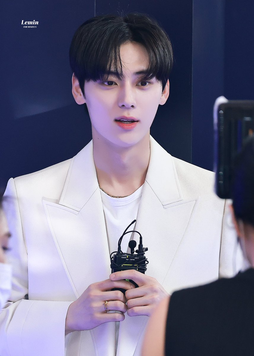 lemin89's tweet photo. 220804 에스티로더✨

#황민현 #민현  
#MINHYUN #HWANGMINHYUN https://t.co/vPRA5S9q1F