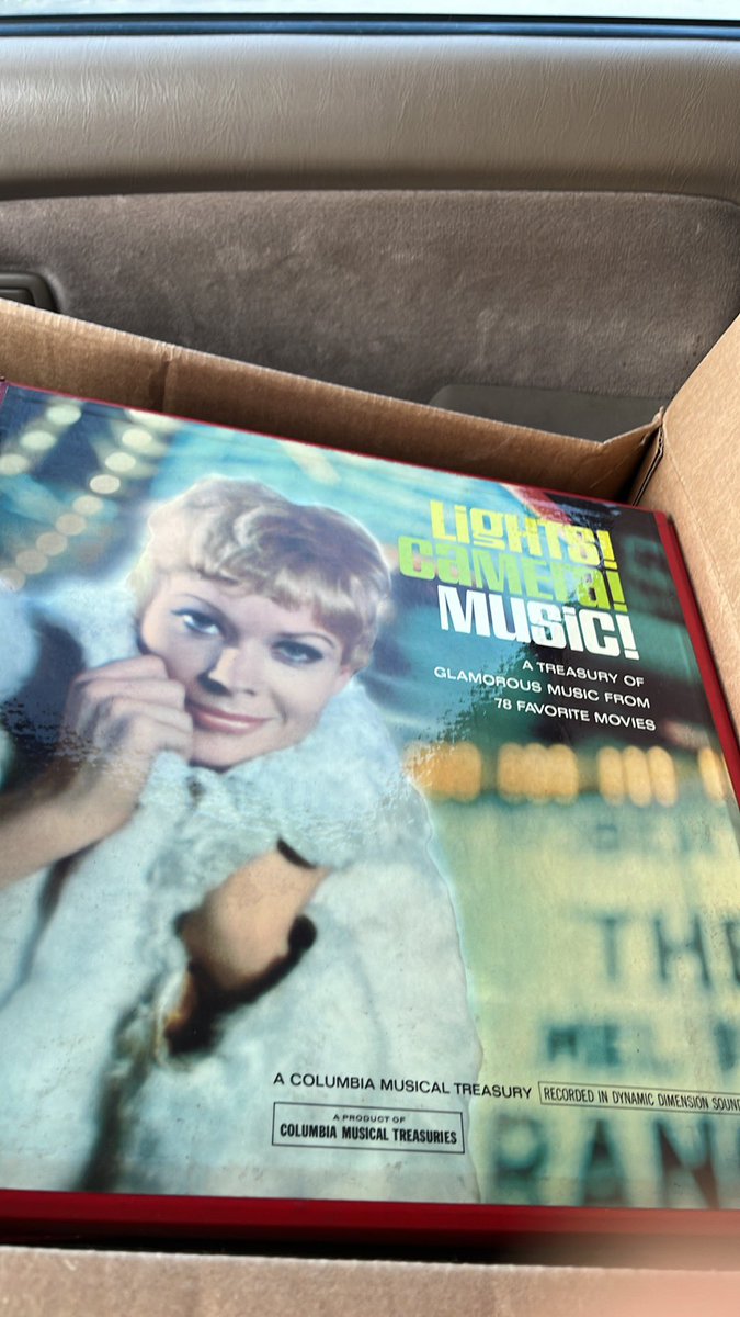 Found a large box of random vinyl in the parking lot at work… resampling material for Friday night strim strams?!? 🎶🎵🎹🎵🎶.     #fridaynightfunkin #twitchstreamer #synth