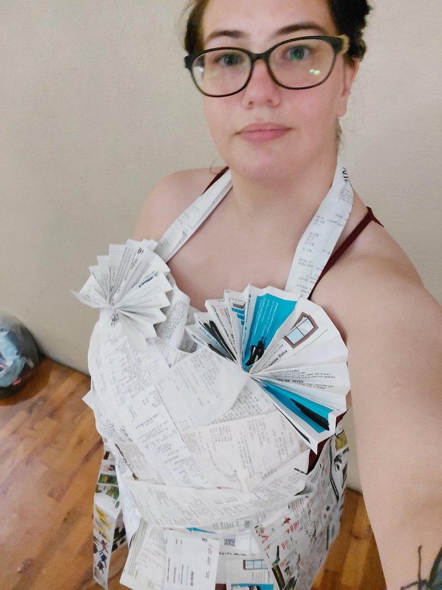 brittanytwrites's tweet photo. #GISH #GISH2022 #The99Percent #DebtGala 
The Met Gala is supposed to celebrate arts and culture but is just an excuse for wealthy people to show off there wealth....so at GISH we celebrate the Debt Gala with dresses and outfits made from bills and receipts 😂😂 https://t.co/iGzWmXMcbz