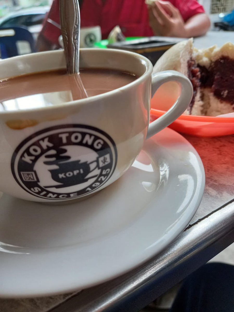 Ngopi di kok tong siantar, terbaik sampe haluu,,