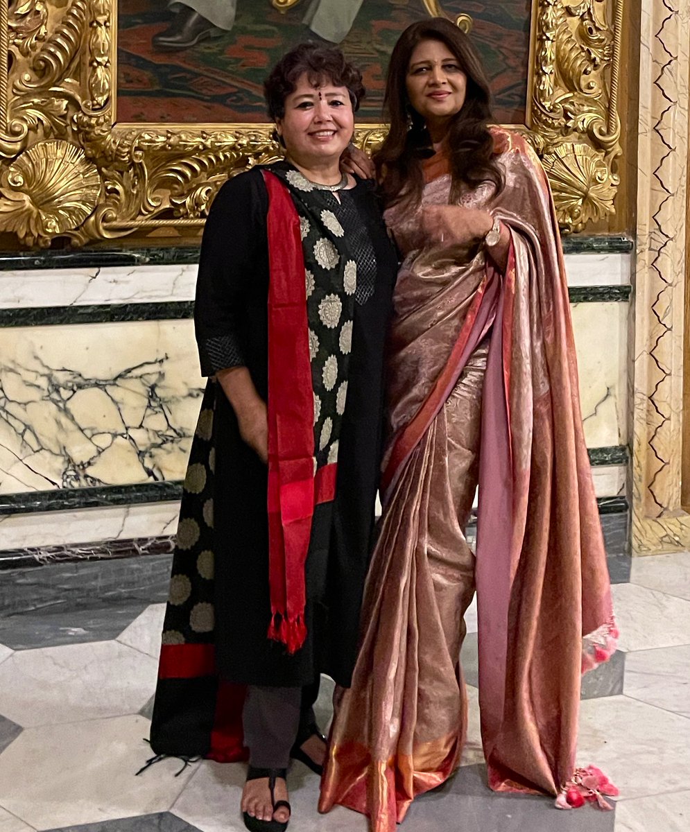 abhilasha_bisht's tweet photo. Thanks for the tag @shikhagoel_ips
I adore handloom. I swear by and wear mostly #MyhandloomMypride - challenge accepted. 

I further ask @Collector_SDPT @Collector_ADB and @sushveera 
To take up the #Handloomchallenge.

#NationalHandloomday https://t.co/V3cYVXSgvS