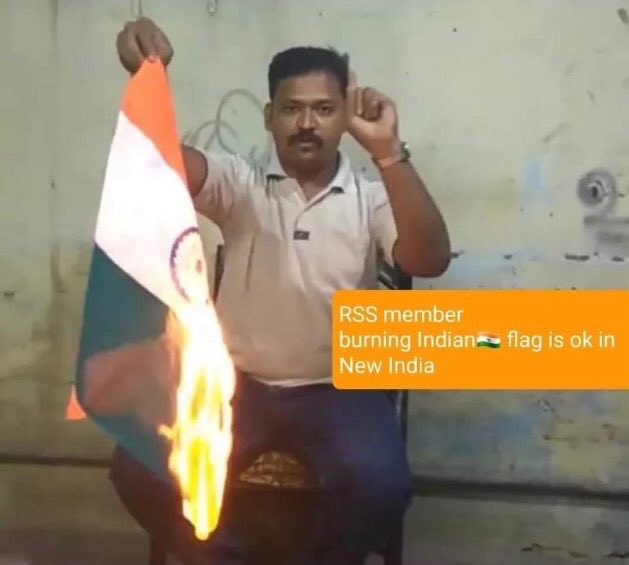 AnilKum69022035's tweet photo. किस का खून नहीं खोलेगा ये देखकर,
हमारे राष्ट्र ध्वज का अपमान हरगिज बर्दास्त नहीं।
#saveOurFlag https://t.co/fptuKbW8DF