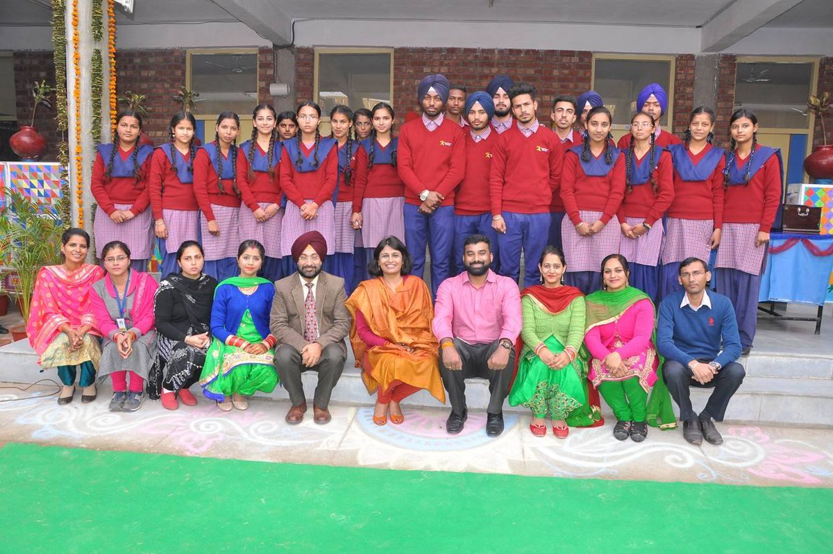 bhartiairtelfdn's tweet photo. In this journey, we were joined by thousands of individuals who walked the extra mile with us. 

We are immensely grateful to you, our supporters, partners, and well-wishers who continue to encourage and motivate us in this journey of #TransformingIndia - one village at a time. https://t.co/xitafMypVL