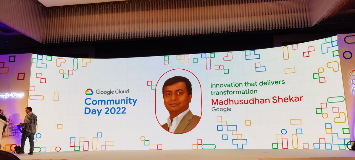 AgentAniesh's tweet image. #GCCD @gdgcblr Keynote by @madhushekar23 Field CTO/CxO Advisor. 🗣️ abt #Vonneumannarchitecture
