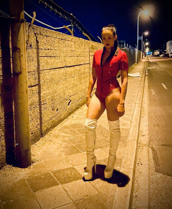 Just taking a stroll late night to check if my Sissy&rsquo;s are all working hard 😈🖤 on the streets of #karlsruhe<a href="/tag/germany"class="tags"><span>#germany</span></a><a href="/tag/dominatrix"class="tags"><span>#dominatrix</span></a><a href="/tag/karlsruhe"class="tags"><span>#karlsruhe</span></a><a href="/tag/ladytess"class="tags"><span>#ladytess</span></a>