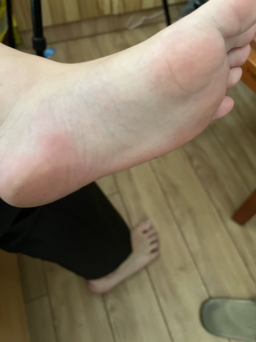weilusi7's tweet photo. 滚过来给爸爸舔脚 #女m #约调 #文爱 #母狗 #反差 #女高 #极限 #强制 #狗奴 #露出 #高潮 #女初 #sm  #女高中生 #骚货 #小贱货 #萝莉 #双马尾 #娇喘 #做爱 #连麦  #线下 #反差婊 #口交  #贱狗 #辱骂 #调教 #淫荡 #做爱 #骚逼 #肉便器 #rbq #网调  #控制 #kp #贱狗 https://t.co/6dpuFSIXh3