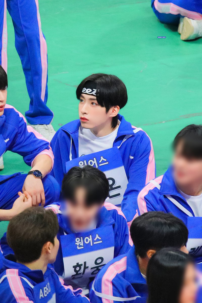 XIONLIFE_110's tweet photo. 220801 #시온 

낯가리는 아기강아띠

#원어스 #ONEUS #XION #손동주 #シオン https://t.co/Y91oEbJ94R