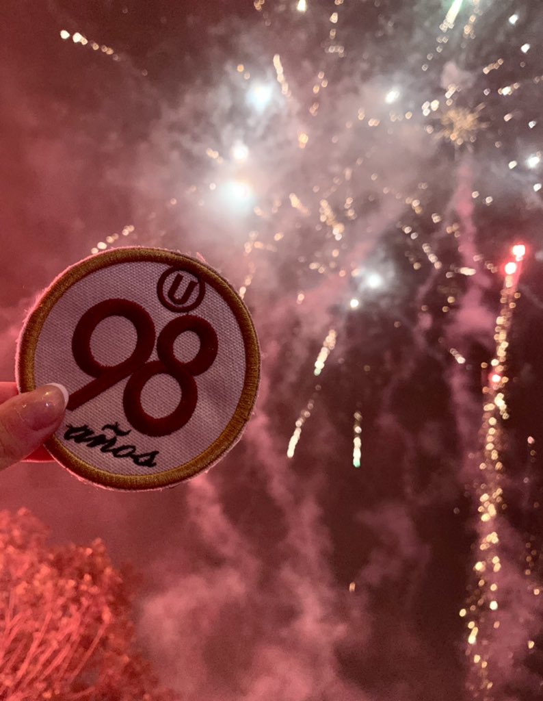 r_dc16's tweet photo. Feliz aniversario, Universitario de Deportes 💛
98 de pasión ❤️ https://t.co/AH6XgODpEq