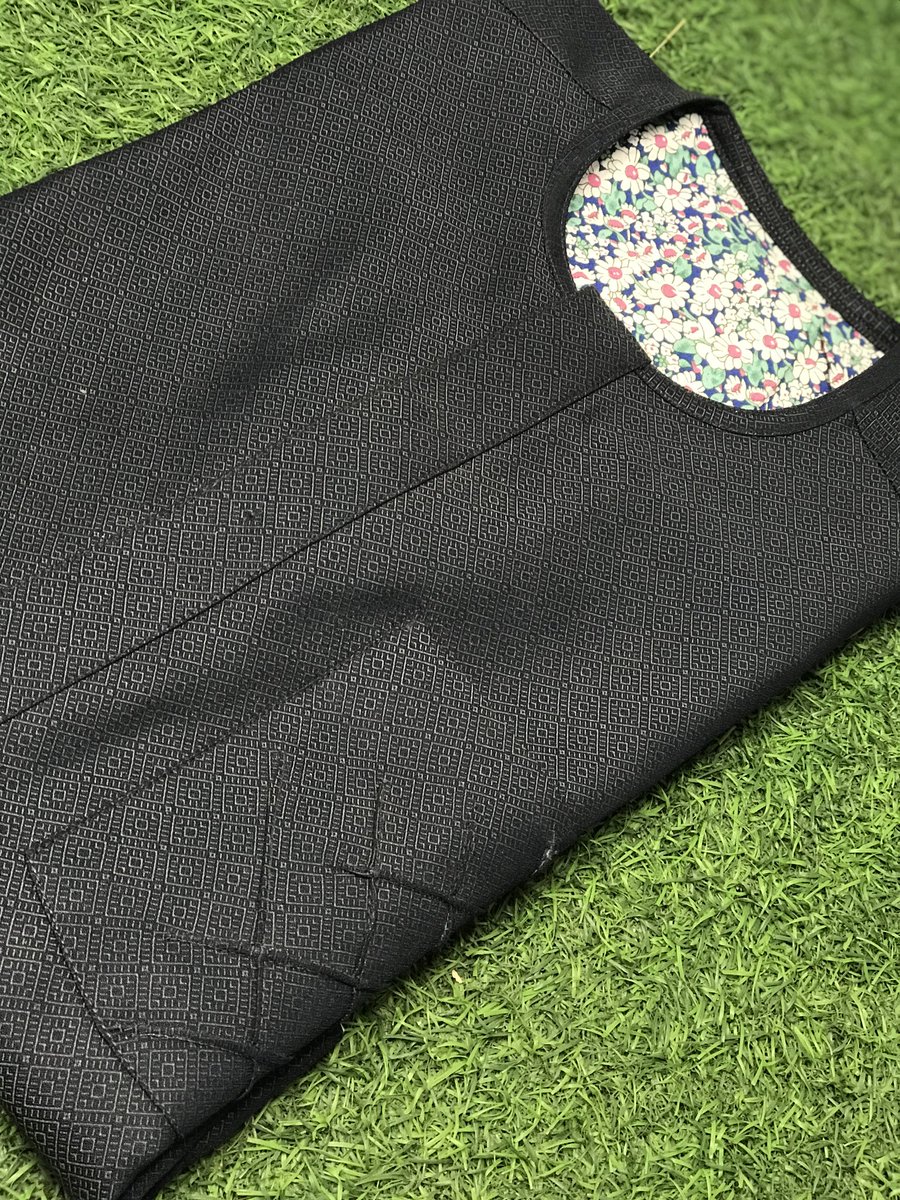 _AyshaMaigiwa's tweet photo. Good morning fam❤️ just a reminder that you can get your dream kaftan and Ankara sewn @4xiFits https://t.co/4tlX0YYbwT