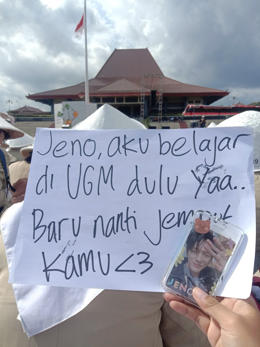 JenoFess's tweet image. Tunggu aku yak -jn 😙