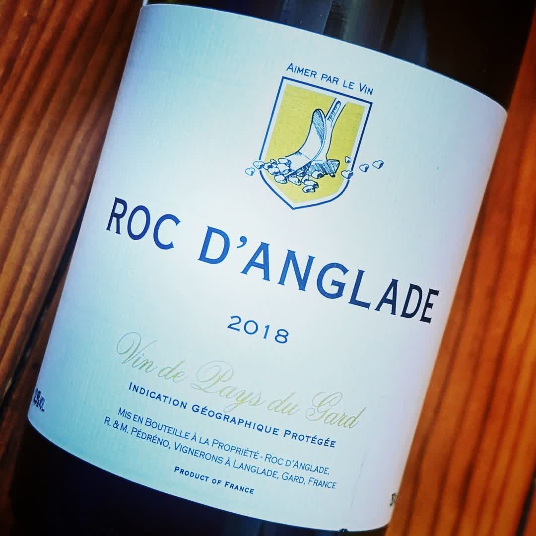 riesling24's tweet photo. 𝕊𝕠𝕝𝕚𝕕𝕖 𝕔𝕠𝕞𝕞𝕖 𝕦𝕟 𝕣𝕠𝕔
◦⠀
◦⠀
◦⠀
◦⠀
◦⠀
◦⠀
◦⠀
◦⠀
#languedoc #whitewine #winelover #Vineyard #winecellar #chenin #roc #pedreno #wineman #languedoc #organic #vignoble #chenincheninchenin #Wine #winelover #rocdanglade https://t.co/9IdRJ6pqLe