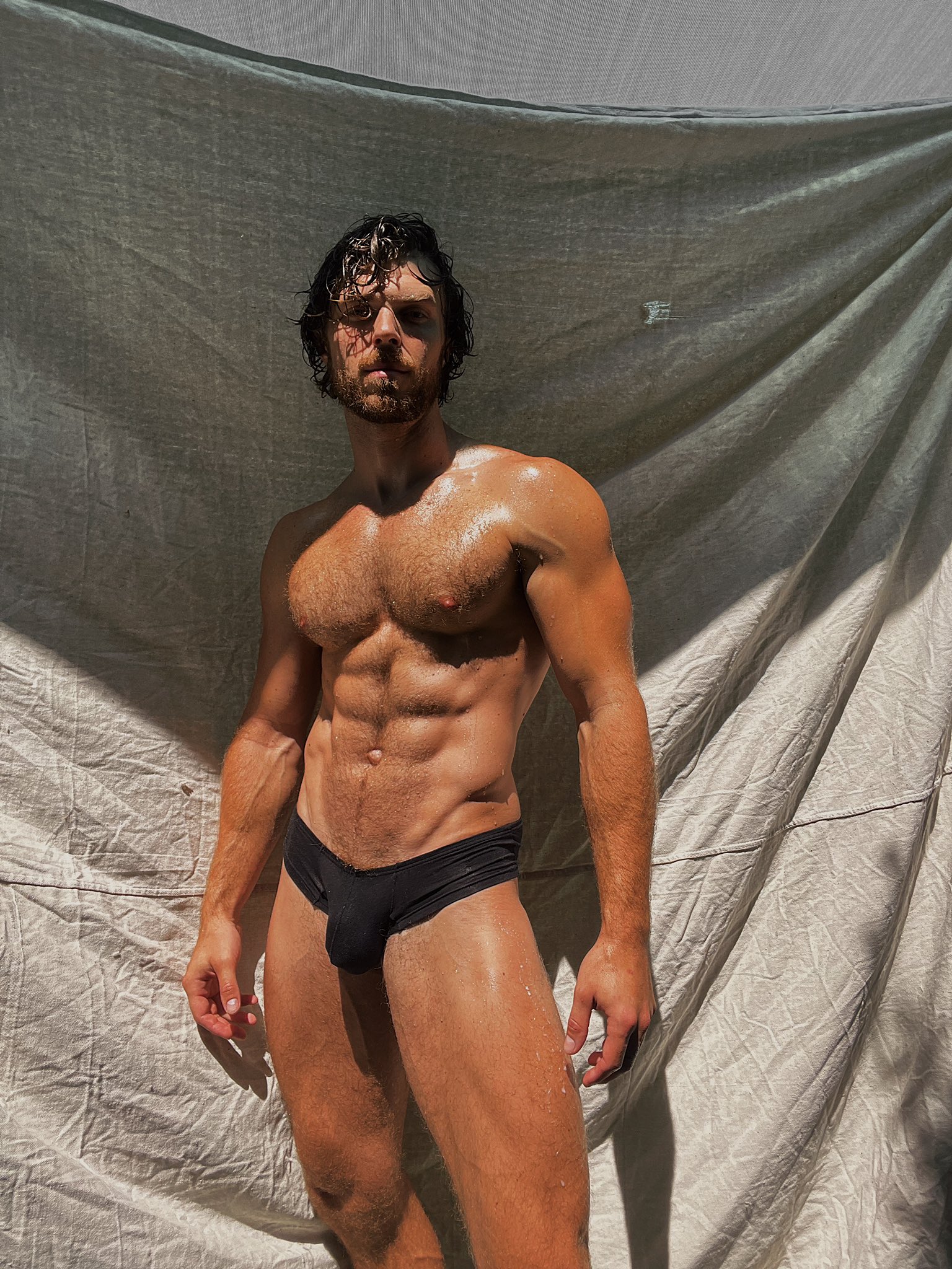 Mr Bradford on Twitter: "Sweatin it out https://t.co/q10J85Lyw5" / Twitter