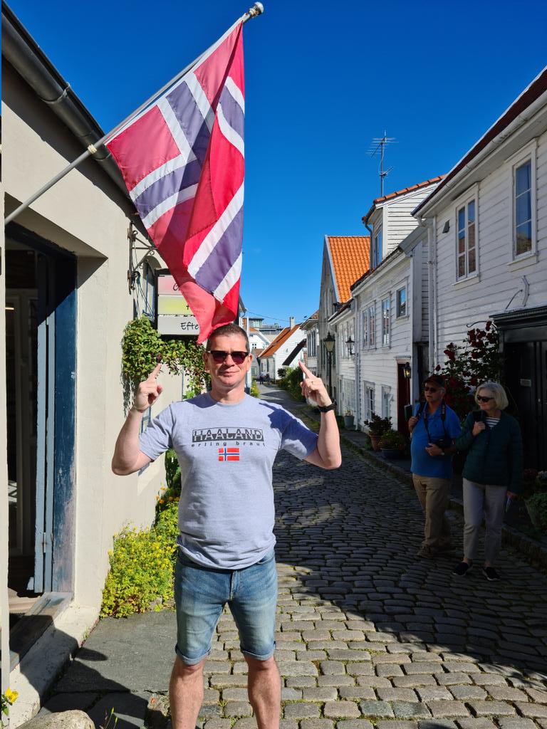 Thegingerwig tweet media